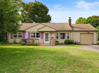 1 Chambly Ave, Warwick, RI 02888