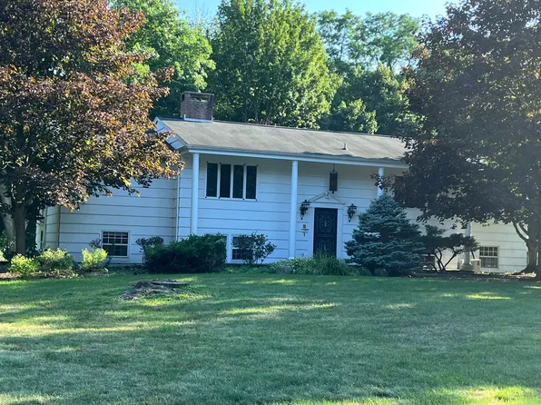 (undisclosed Address), Fayetteville, NY 13066