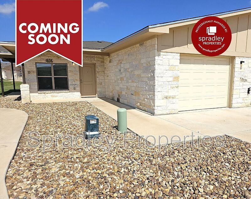 1st image of 1032A Hibiscus Dr