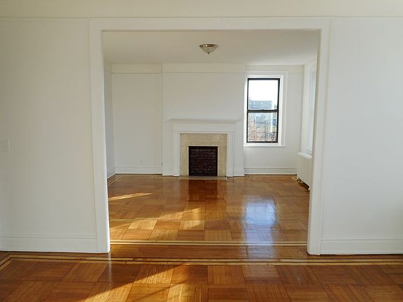 4th image of 3721 79th St APT 2