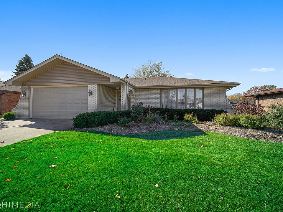 1st image of 15556 Hollyhock Ct