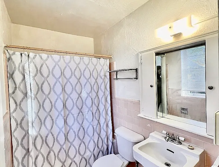 3801 Habersham St #4 — Photo 10