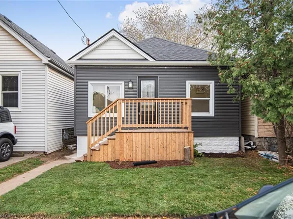 330 Fairfield Ave, Hamilton, ON L8H 5H8