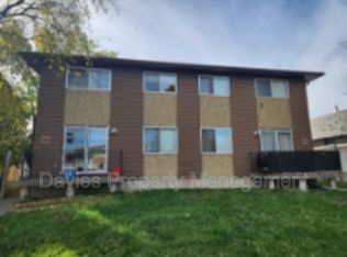 7115 80th Ave NW, Edmonton, AB T6B 0C7