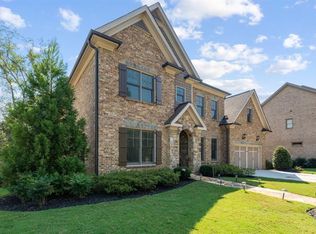 3922 Mabry Rd NE, Roswell, GA 30075