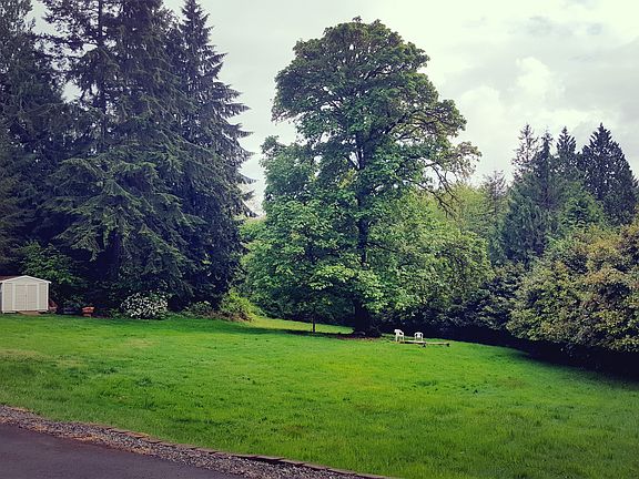 3rd image of 12519 105th Ave NW