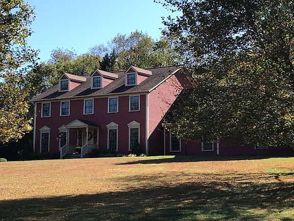 2nd image of 22116 Creekview Dr