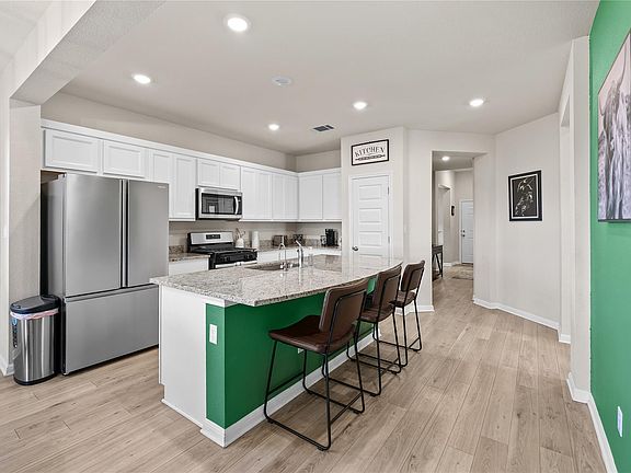 4th image of 283 Tolo Dr