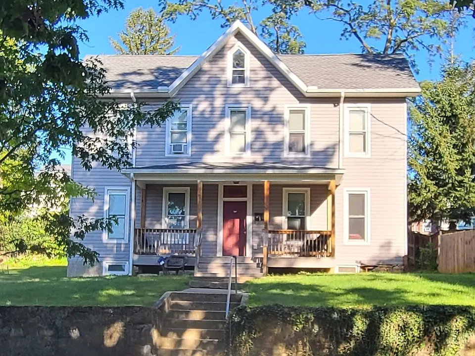 157 W Prospect Ave