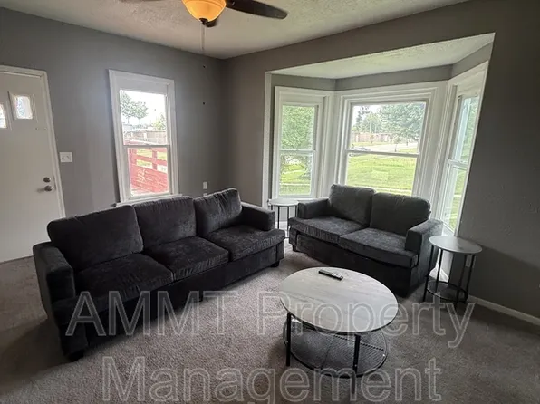 1838 J Ave NE, Cedar Rapids, IA 52402