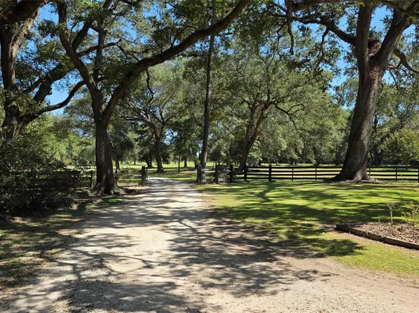 14778 Fm 1406 Rd, Winnie, TX 77665