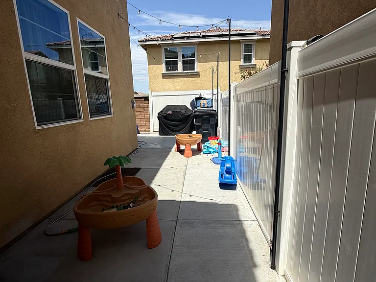 7906 Cold Creek St — Photo 23