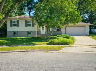 4123 Tucson Ct, Ames, IA 50014