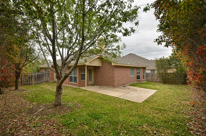 2000 Maize Bend Dr — Photo 4