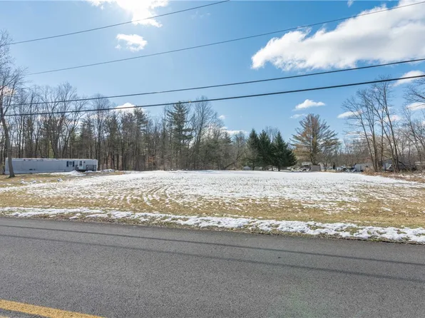 102 Steele Rd #37, Waterloo, NY 13165