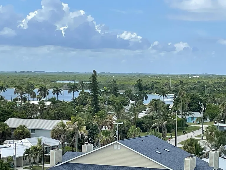 355 S Ocean Dr #807 — Photo 38