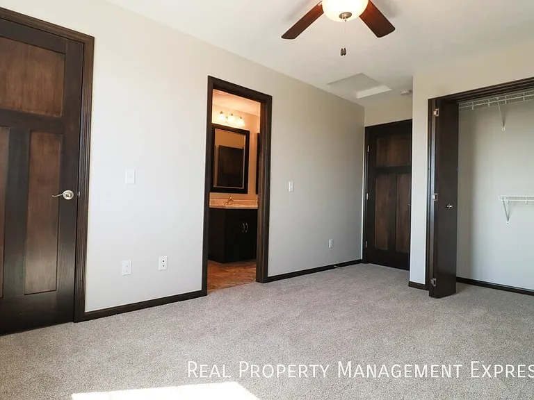 9420 W Gert St — Photo 12