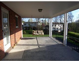 2nd image of 824 Wainwright Dr