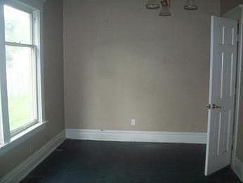 4th image of 1135 Portage Ave