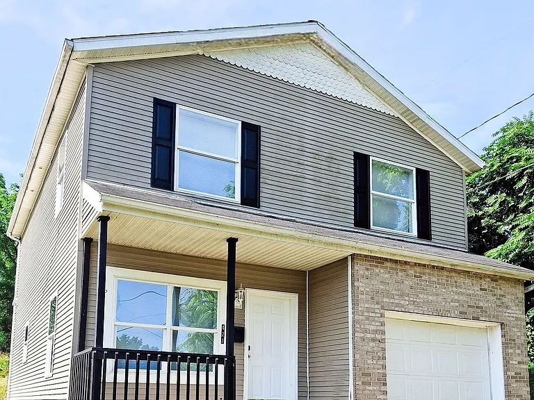 421 W Jefferson St — Photo 17