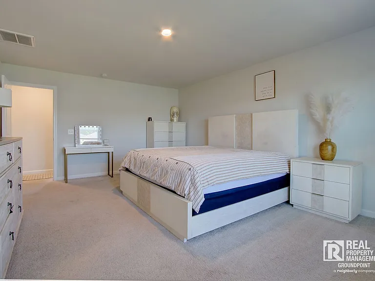 214 Honey Horn Dr — Photo 17