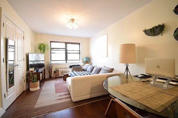 Rented by Corcoran | media 8