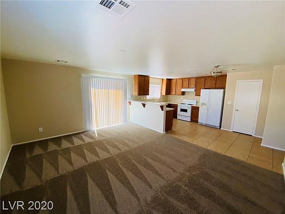 4th image of 7904 Storyland St