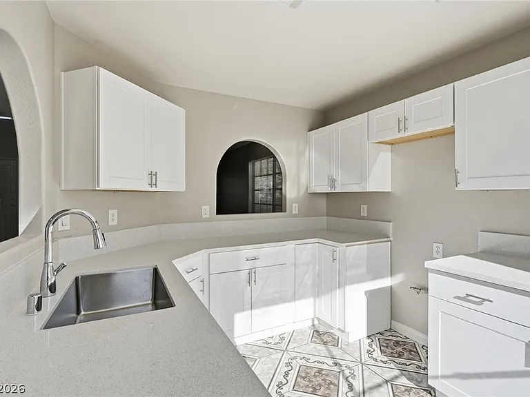 808 Majestic Rock Cir #0 — Photo 8