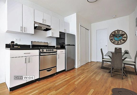 2nd image of 224 E 89th St APT 18