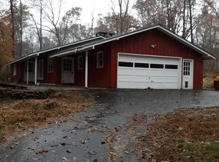 3108 Goezel Rd, Perkiomenville, PA 18074