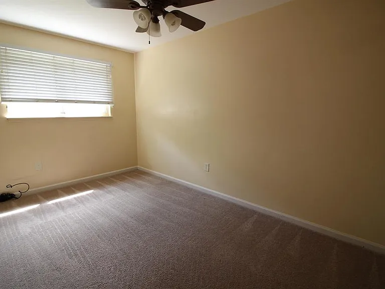 18203 Colgate St — Photo 10