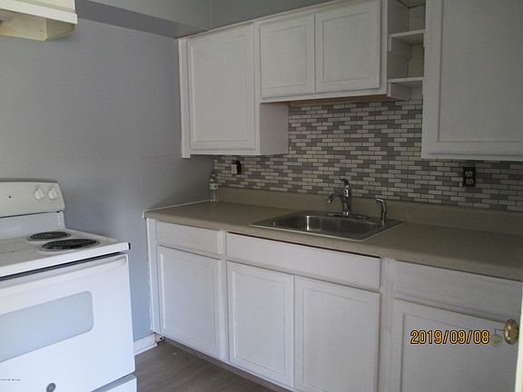 5th image of 2905 W 12th St