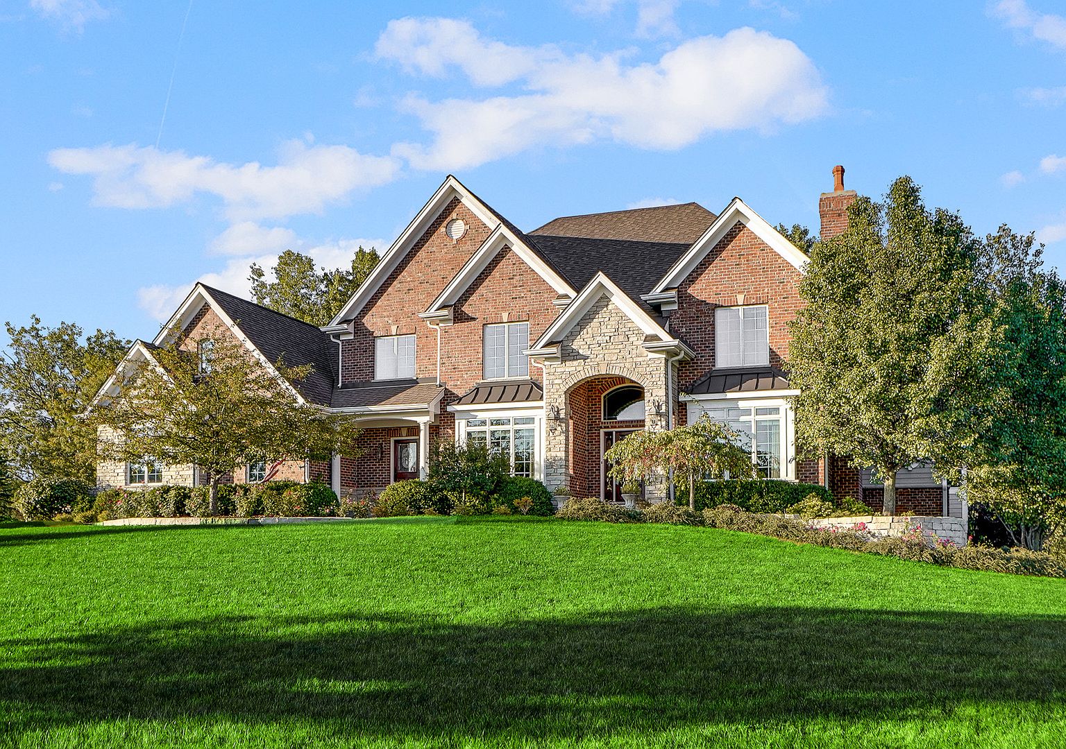 3814 N Riverside Dr, Mchenry, IL 60051 Zillow