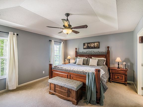 Vaulted Ceiling Master