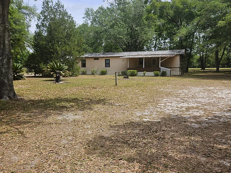 17829 N County Road 225 — Photo 2