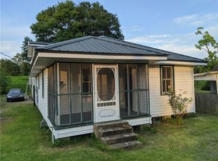 15592 River Rd, Hahnville, LA 70057