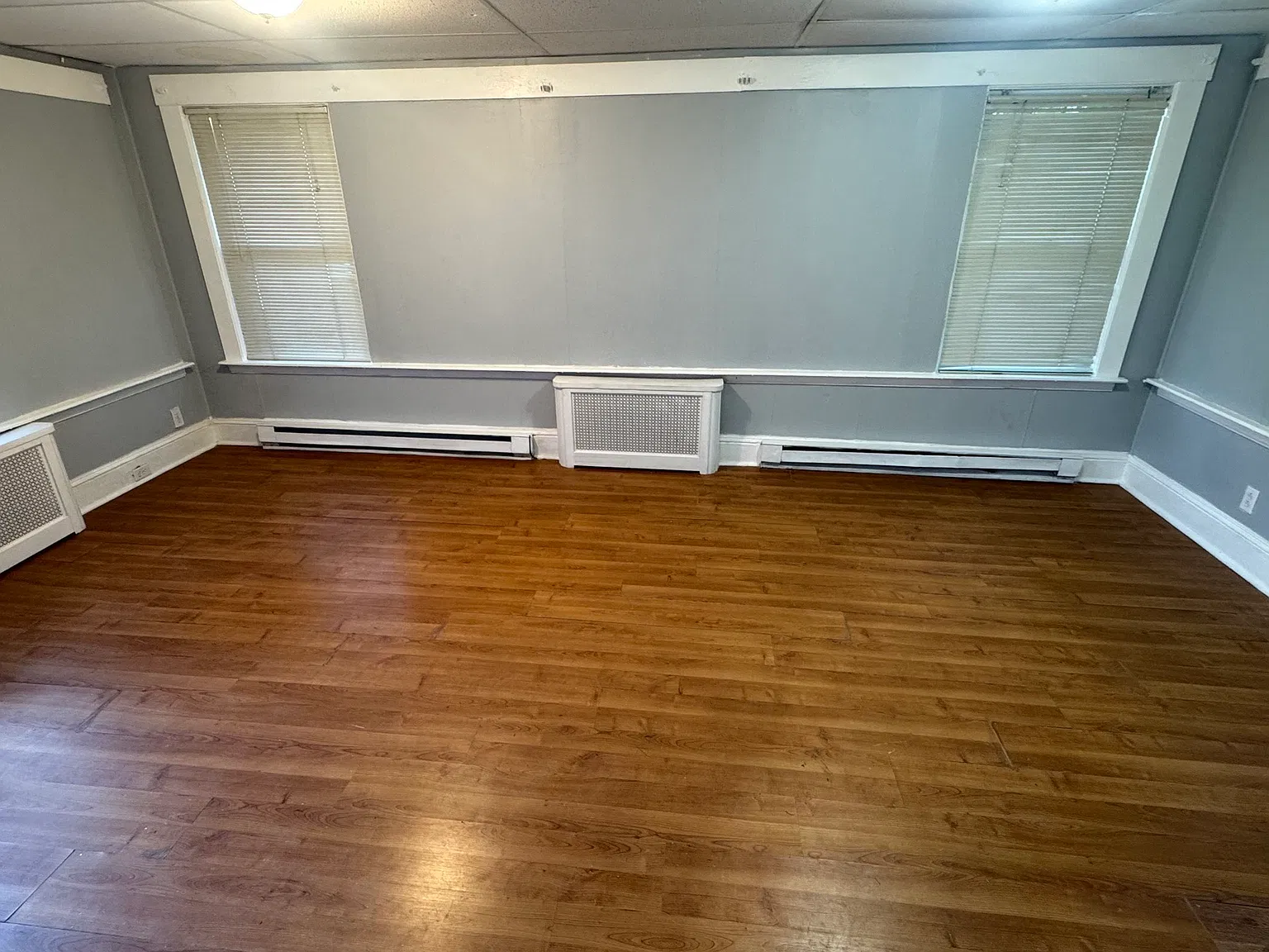 1 bed, 1.0 bath, 4222 sqft, $2,000 — Photo 3