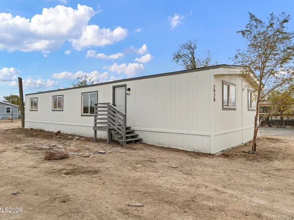 2950 Winnemucca St, Silver Springs, NV 89429