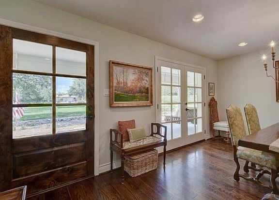 5th image of 10016 Blue Hill Dr