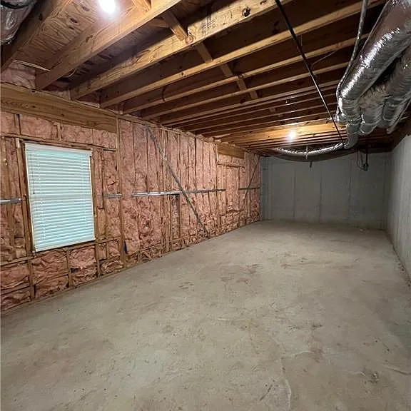 350 Laurel Glen Xing — Photo 32