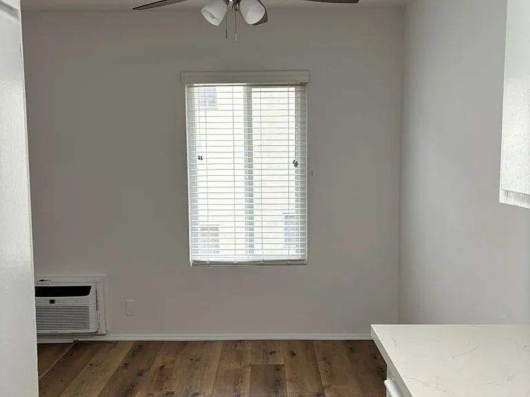 334 S. Hobart Blvd — Photo 20