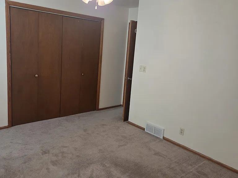 417 Gascoigne Dr #417 — Photo 6