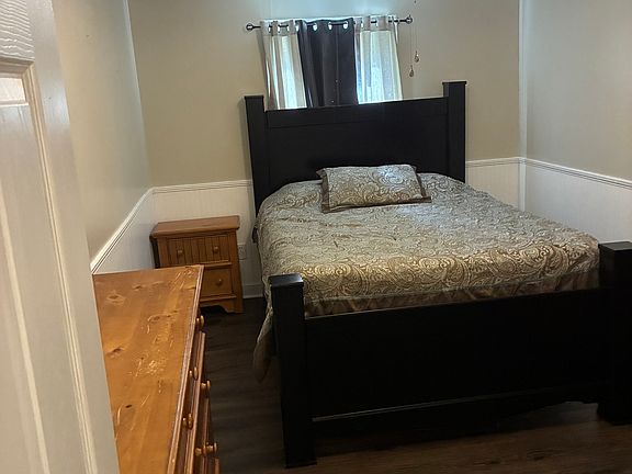 5th image of 802 Lane Rd