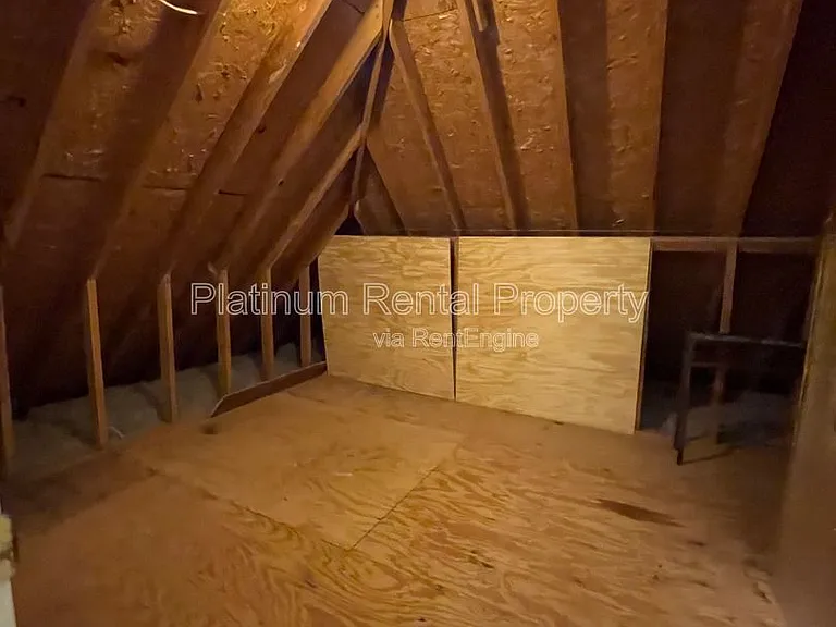 4204 N Mountain Rd NE — Photo 32