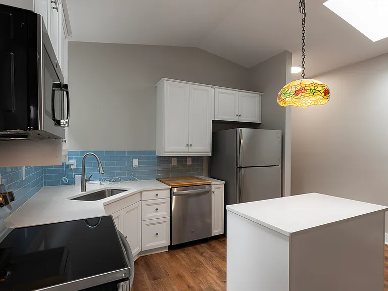 513 Pershing Ave — Photo 10