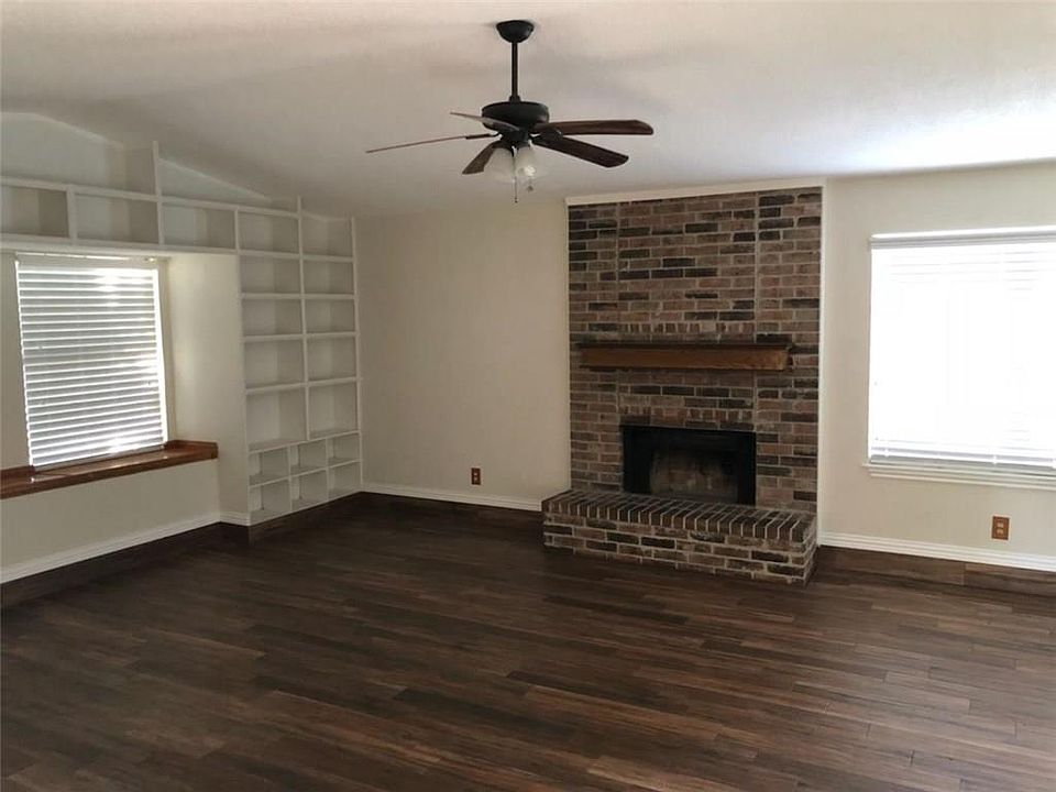 2nd image of 3910 Wheelwright Dr