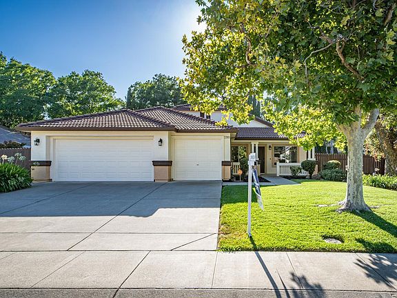 5th image of 1785 Margurite Drive
