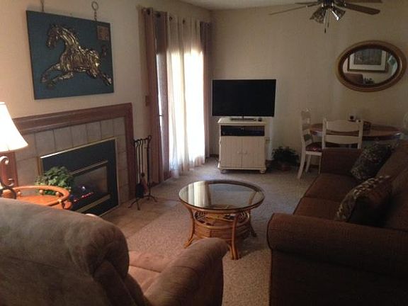 3rd image of 114 Yorktown Dr
