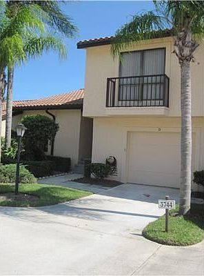 3 bedrooms, 3 full baths in this spacious townhome