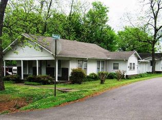 107 Stephens St, Morrilton, AR 72110